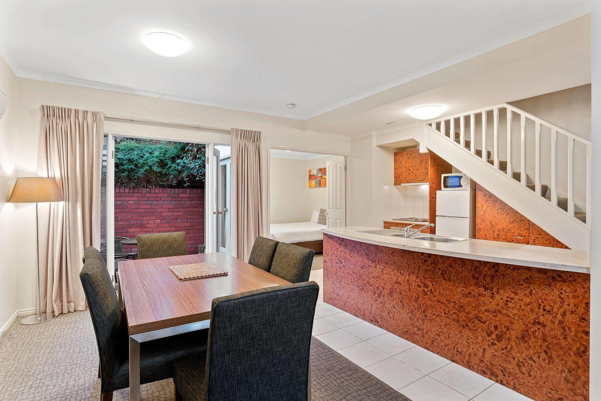 Aligned Corporate Residences Kew Melbourne City Exterior foto